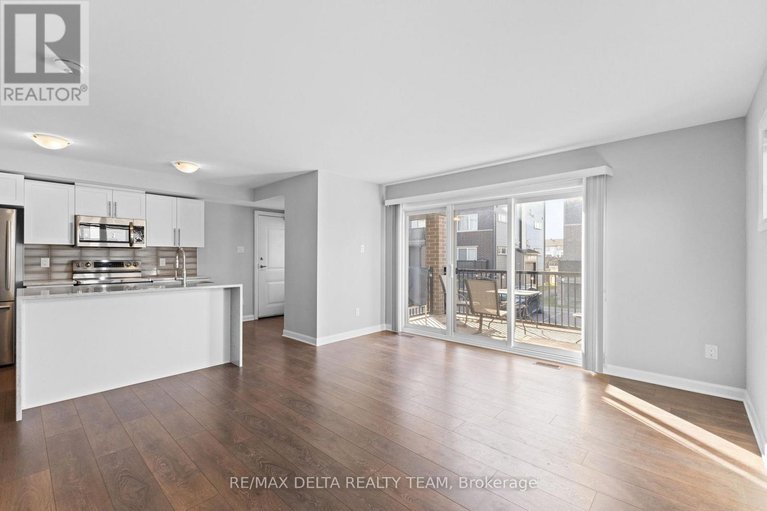 29442240/a-706-amberwing-private/avalon-west/ottawa/ontario/K4A5H5_21