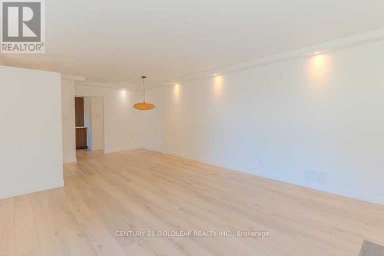 28809990/29-crownhill-street/beacon-hill-south/ottawa/ontario/K1J7K3_9