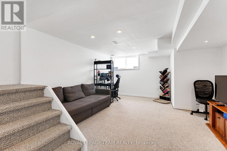 29671014/11-liette-court/kemptville/north-grenville/ontario/K0G1J0_31