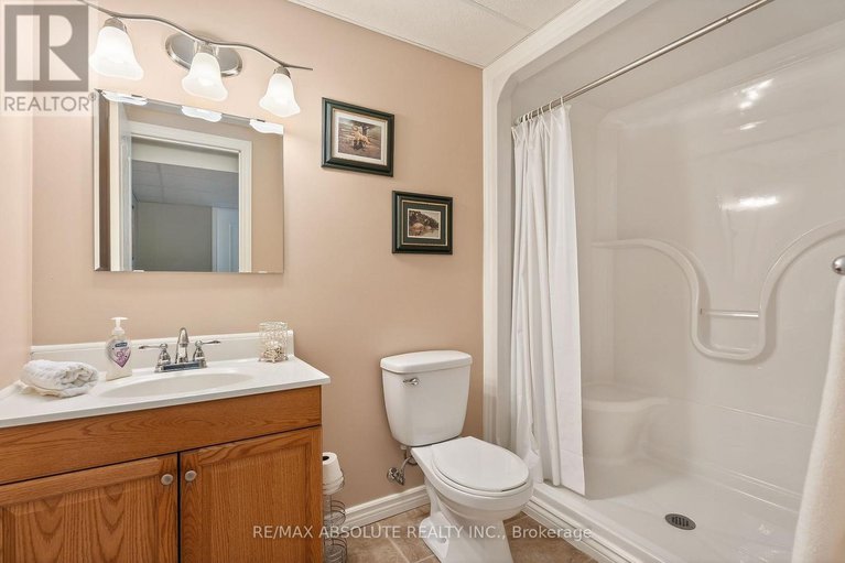 29431379/192-fairbairn-bros-street/almonte/mississippi-mills/ontario/K1A0A1_31