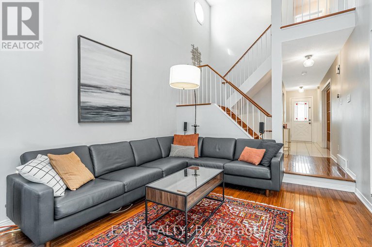 28849104/18-hawley-crescent/bridlewood/ottawa/ontario/K2M1T3_9