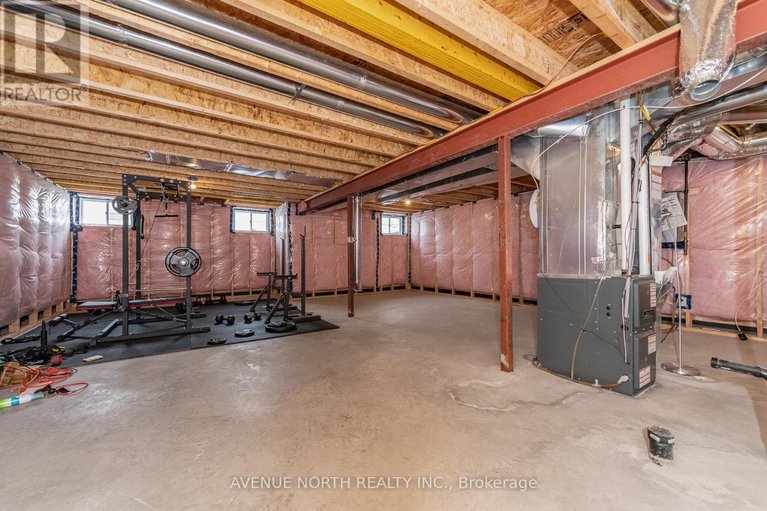 29381937/151-minikan-street/blossom-parkkemp-parkfindlay-creek/ottawa/ontario/K1X0E5_45