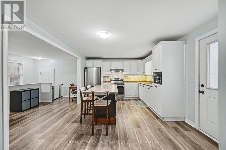 29613141/15-forget-street/embrun/russell/ontario/K0A1W0_10