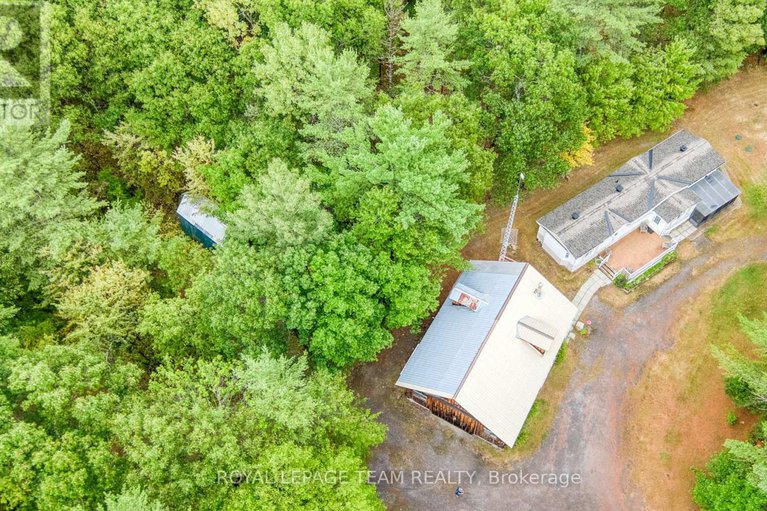 28753812/200-smith-lane/pakenham/mississippi-mills/ontario/K0A2X0_5