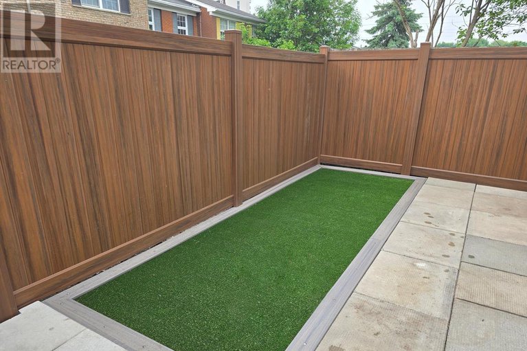 29323417/33-monterey-drive/leslie-park/ottawa/ontario/K2H7A9_26