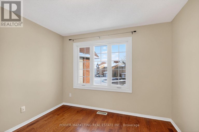 29154682/6410-sablewood-place/chapel-hill/ottawa/ontario/K1C7L7_18