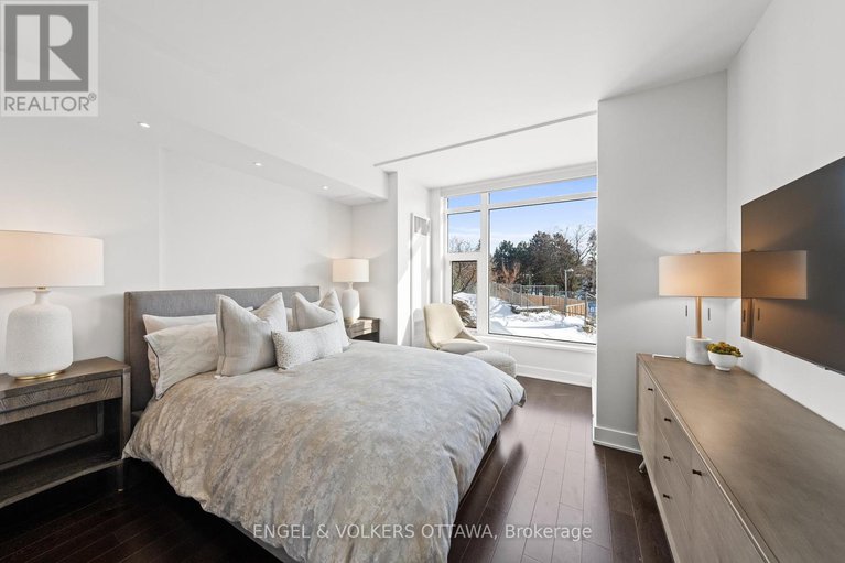 29343074/110-1035-bank-street/glebe/ottawa/ontario/K1S5K3_19