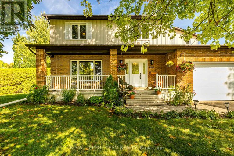28910635/5239-mclean-crescent/manotick-long-island-nicholls-island/ottawa/ontario/K4M1G1_2