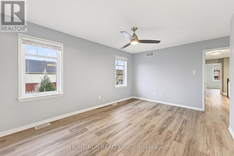 29134013/104-eye-bright-crescent/riverside-southgloucester-glen/ottawa/ontario/K1V2K5_16