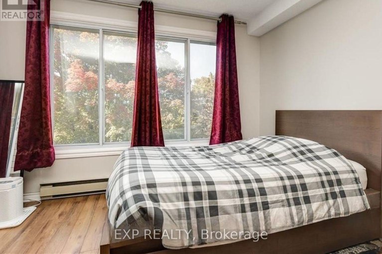 28853608/306-6376-bilberry-drive/orleans-wood/ottawa/ontario/K1C4P6_17