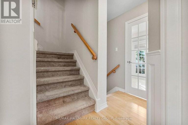 29051360/440-edgeworth-avenue/woodroffe/ottawa/ontario/K2B5L1_10