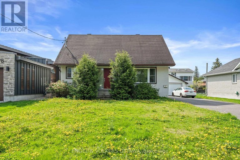 28350616/1372-ridgedale-street/emerald-woodssawmill-creek/ottawa/ontario/K1T1C5_1