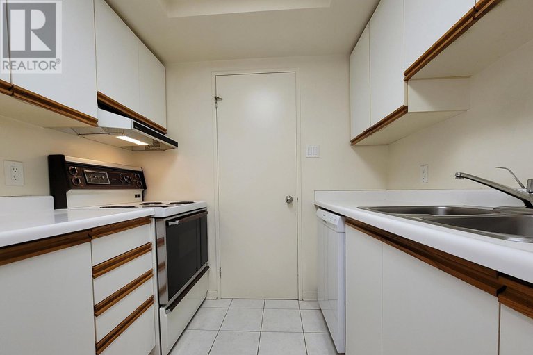 28268363/510-45-holland-avenue/ottawa-west/ottawa/ontario/K1Y4S3_15