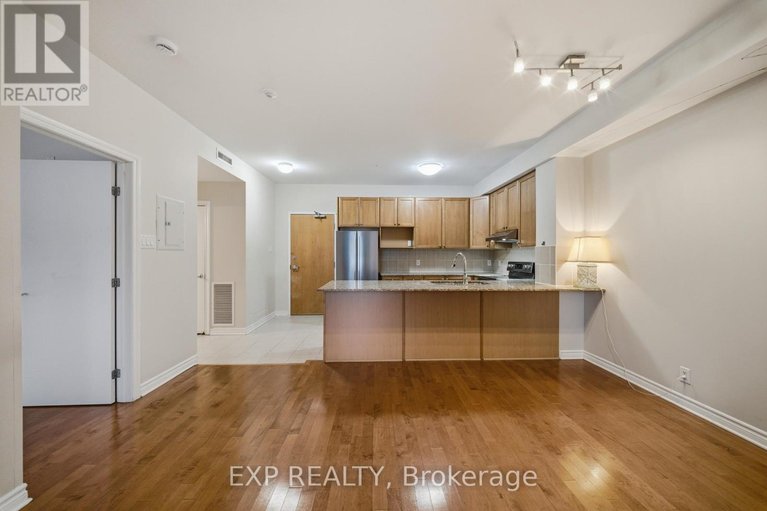 29466229/205-bolton-street/lower-townbyward-market/ottawa/ontario/K1N1K7_14