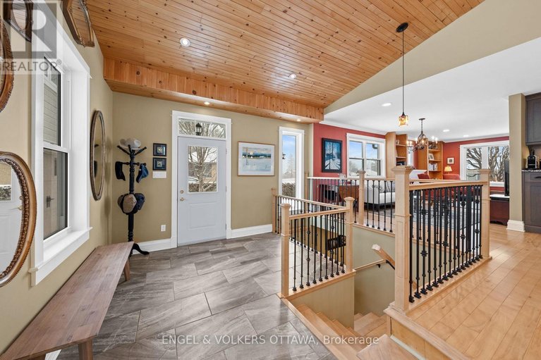 29610201/1105-edward-street/manotick-long-island-nicholls-island/ottawa/ontario/K4M1G8_2