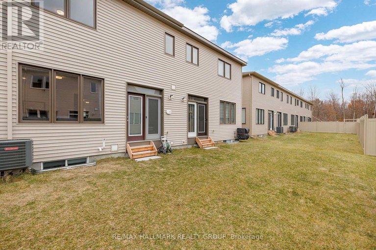 29156490/1076-curraglass-walk/stittsville-north/ottawa/ontario/K2S3A3_49