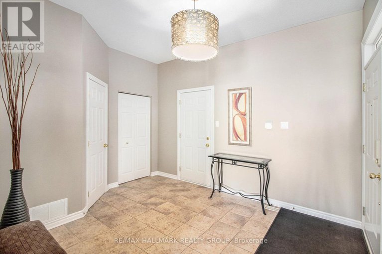 28760662/280-trail-side-circle/springridgeeast-village/ottawa/ontario/K4A5B1_6