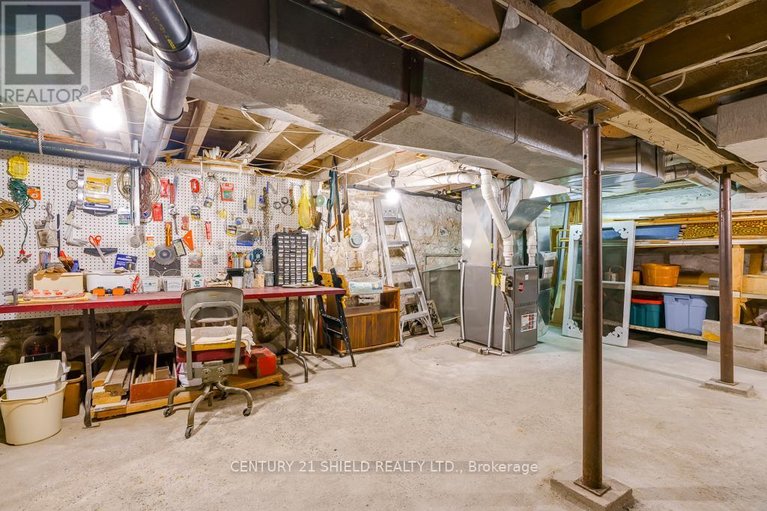 29622783/48-st-george-street-e/alexandria/north-glengarry/ontario/K0C1A0_25