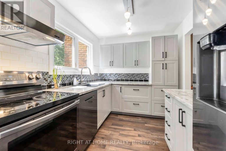 29456143/3-21-midland-crescent/arlington-woods/ottawa/ontario/K2H8P6_10