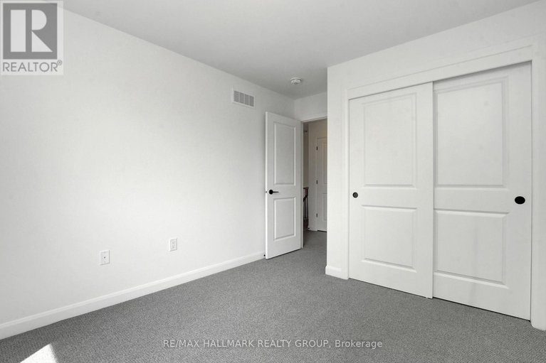 28736764/325-shale-street/clarencerockland-twp/clarence-rockland/ontario/K4K1P6_23