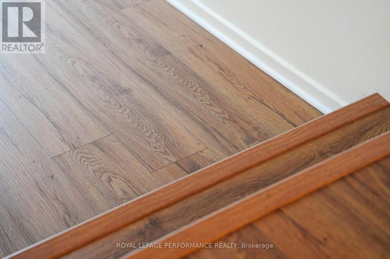 29120637/806-1599-lassiter-terrace/beaconwood/ottawa/ontario/K1J8R6_30