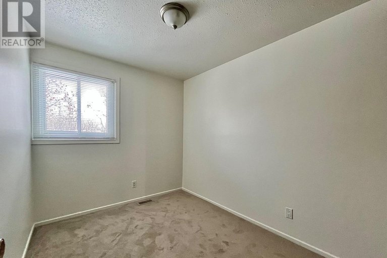 29226894/53j-sumac-street/beacon-hill-south/ottawa/ontario/K1J7T7_8