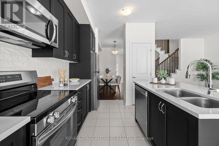 29385257/166-invention-boulevard/morgans-grantsouth-march/ottawa/ontario/K2W0L6_14