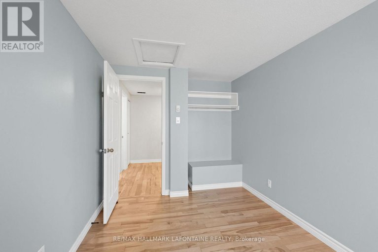 29055171/43-115-renova-private/riverview-park/ottawa/ontario/K1G4C7_26