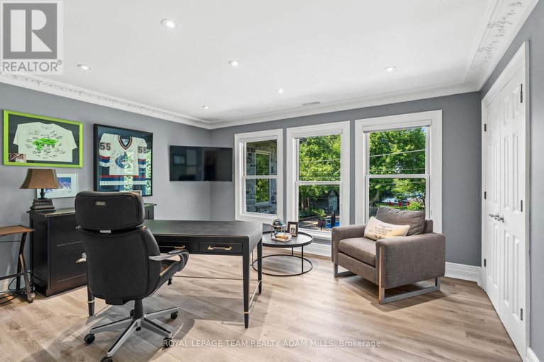 28557941/2330-summerside-drive/manotick-east-to-manotick-station/ottawa/ontario/K4M1B4_26
