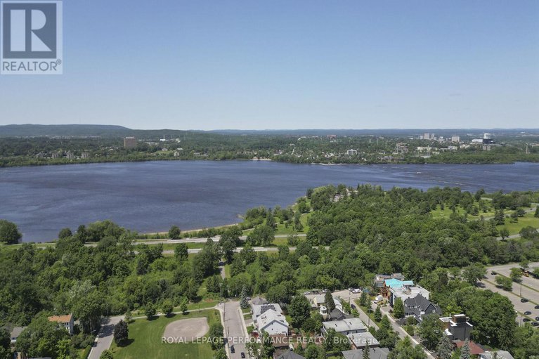 28506463/181-northwestern-avenue/ottawa-westtunneys-pasture/ottawa/ontario/K1Y0M1_27