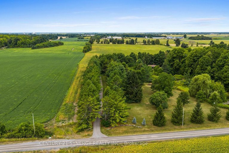 28796758/5984-third-line-road-n/rideau-twp-w-of-hwy-16-north-of-reg-rd-6/ottawa/ontario/K0A2T0_40