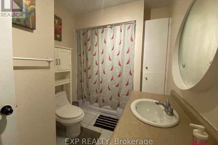 29135222/415-kintyre-private/carleton-square/ottawa/ontario/K2C3M9_34