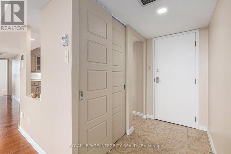 28892275/602-50-emmerson-avenue/mechanicsville/ottawa/ontario/K1Y4P7_5