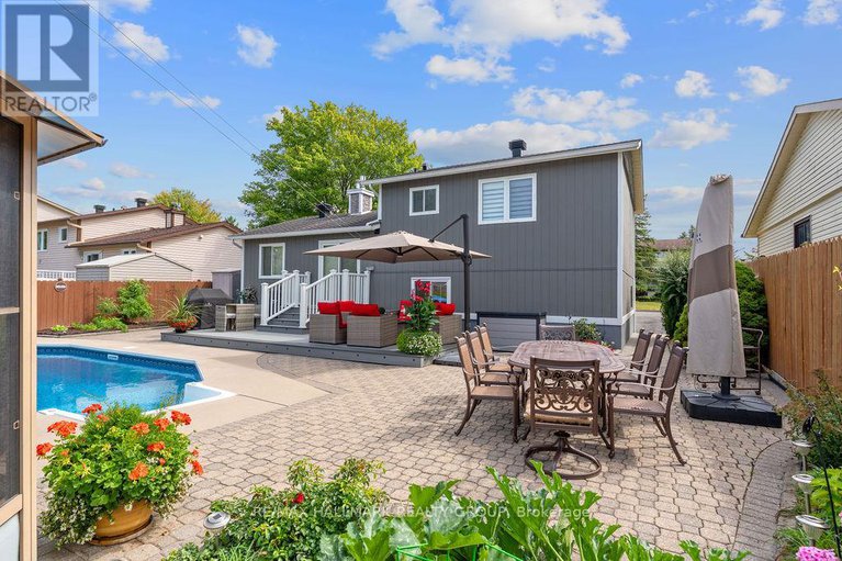 28907576/1570-marcoux-drive/bilberry-creekqueenswood-heights/ottawa/ontario/K1E2J9_31