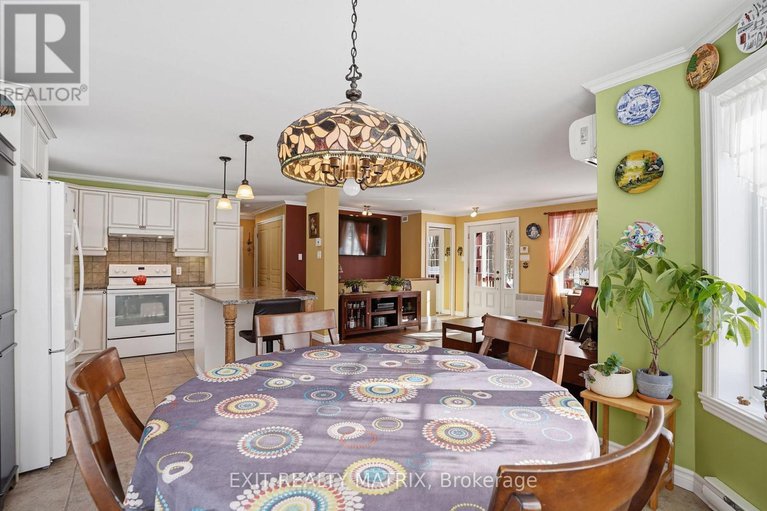 29431063/8150-montee-lemieux-road/east-hawkesbury/ontario/K0B1M0_13