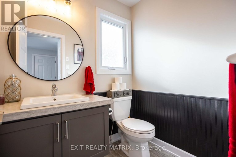 29581127/273-central-park-boulevard/village-of-russell/russell/ontario/K4R0E9_5