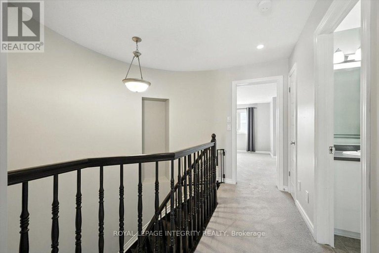 28587957/748-morningstar-way/mer-bleuebradley-estatesanderson-park/ottawa/ontario/K1W0G6_20