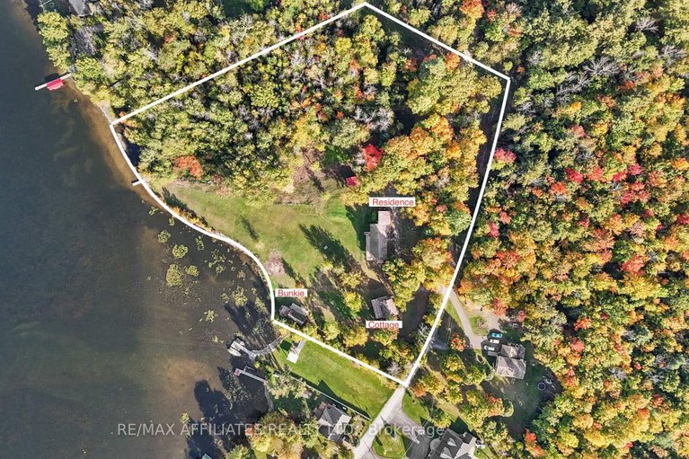 29093088/326-black-bass-bay-road/drummond-n-elmsley-drummond-twp/drummondnorth-elmsley/ontario/K7C3C8_6