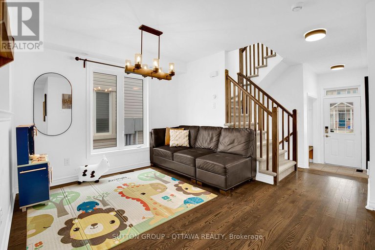 28595702/3123-burritts-rapids-place/half-moon-bay/ottawa/ontario/K2J0S8_3