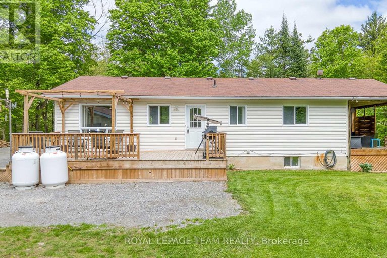 28363594/285-drummond-11-concession/drummond-n-elmsley-drummond-twp/drummondnorth-elmsley/ontario/K7C0C5_14