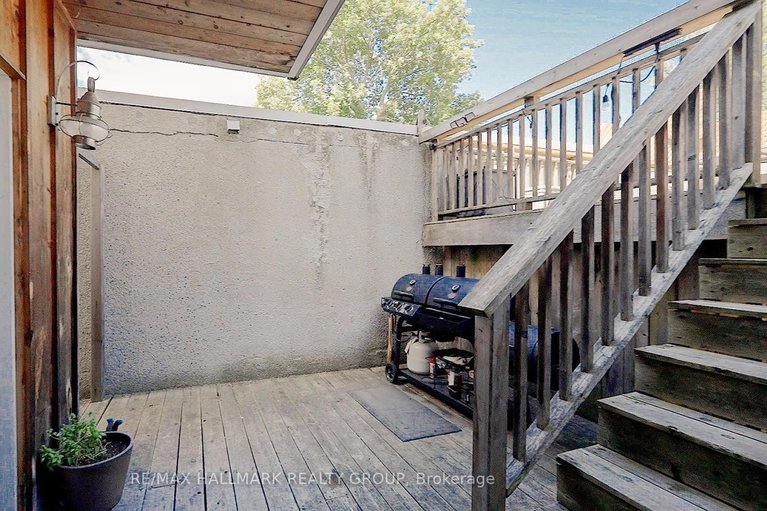 28532560/181-guigues-avenue/lower-townbyward-market/ottawa/ontario/K1N5J1_28