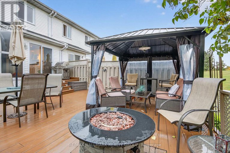 29052935/1415-caravel-crescent/bilberry-creekqueenswood-heights/ottawa/ontario/K1E3X4_43