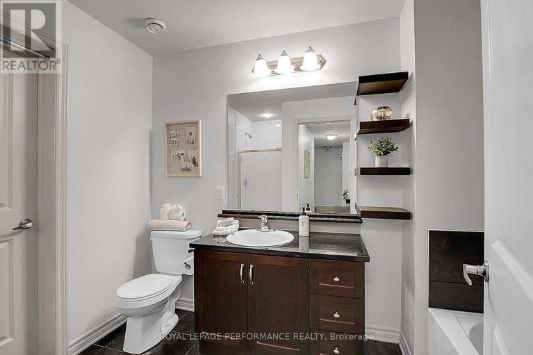 28816939/2-40-prestige-circle/chatelaine-village/ottawa/ontario/K4A0W9_18