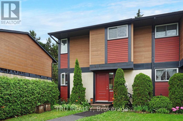 28561491/60-98-mcclintock-way-way/katimavik/ottawa/ontario/K2L2A4_5