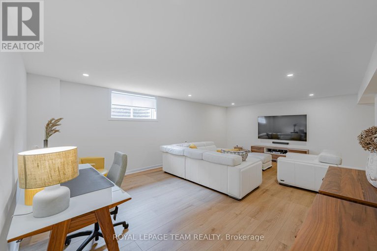 28284259/2055-wanderer-avenue/mahogany-community/ottawa/ontario/K4M0W9_44