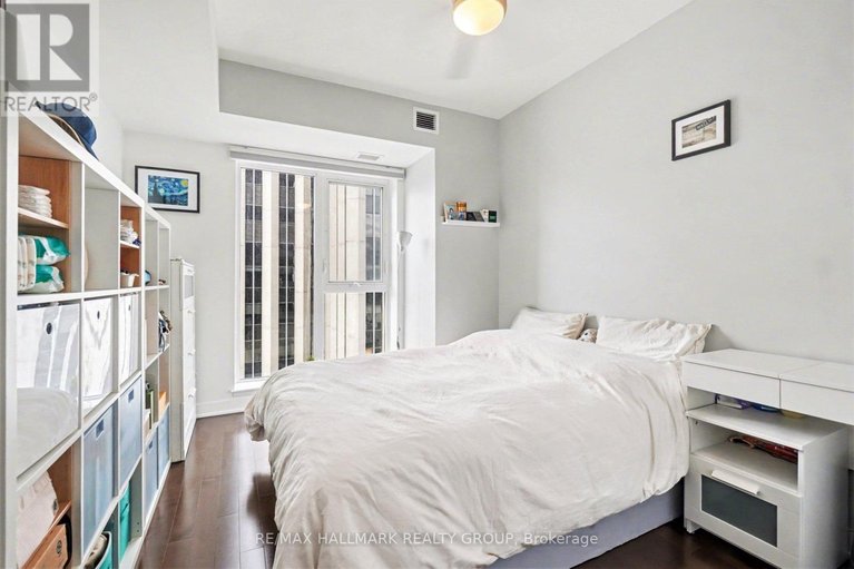 29586669/1502-40-nepean-street/ottawa-centre/ottawa/ontario/K2P0X5_14