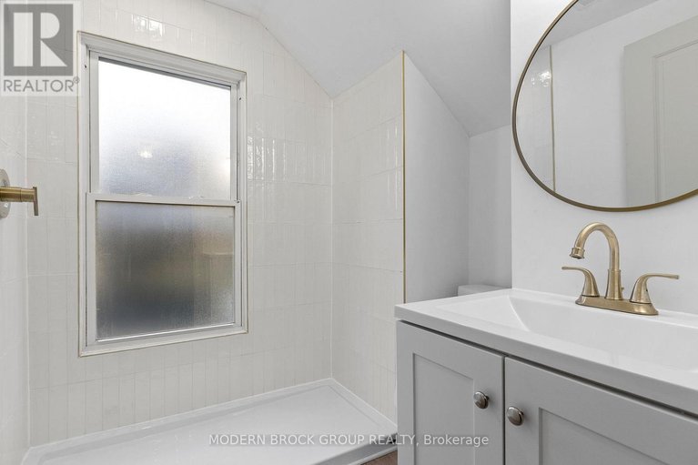 29541338/108-george-street/brockville/brockville/ontario/K6V3V9_33