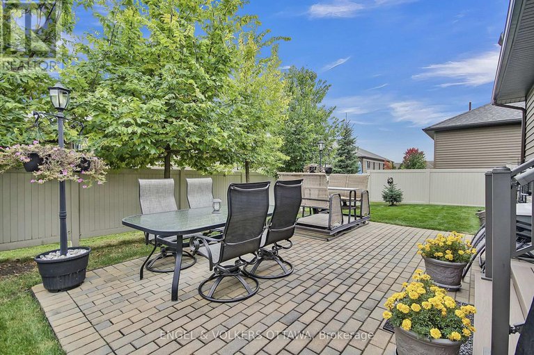 28712729/103-magnolia-way-e/north-grenville-twp-kemptville-south/north-grenville/ontario/K0G1J0_28