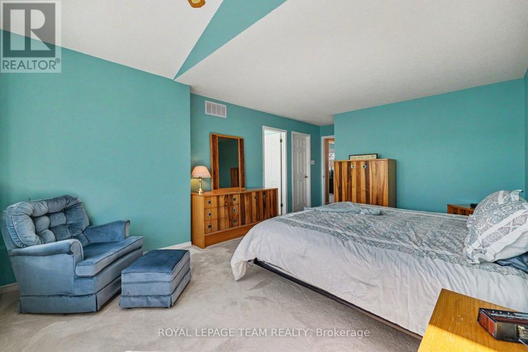 29508813/90-moresby-drive/bridlewood/ottawa/ontario/K2M2J6_20