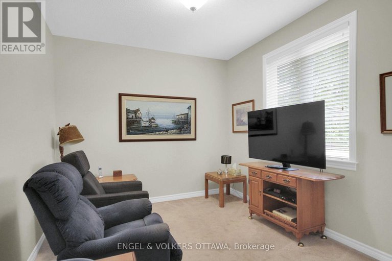 28712729/103-magnolia-way-e/north-grenville-twp-kemptville-south/north-grenville/ontario/K0G1J0_19